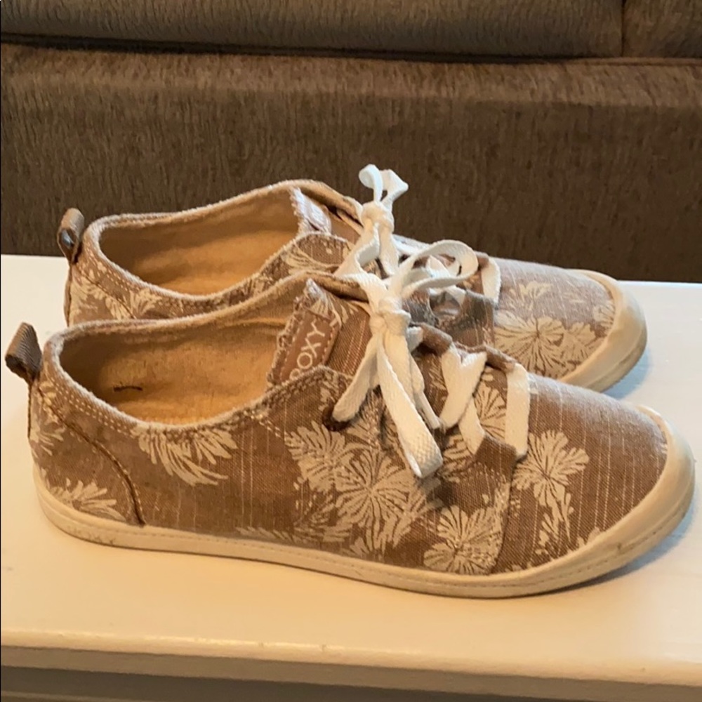Roxy shoes